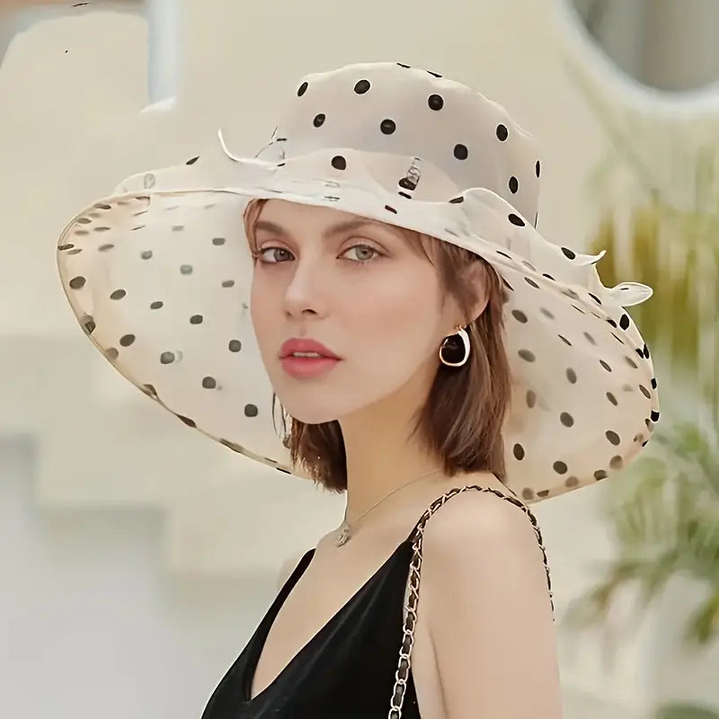 MEG'S POLKA DOTS HAT