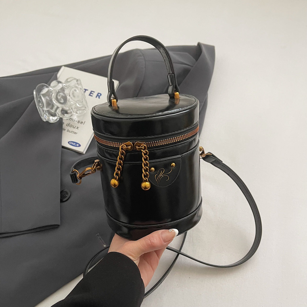 Cylinder Shape Bag