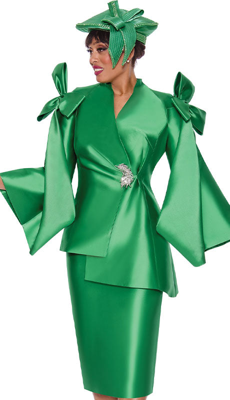 ROYAL ENCHANTE