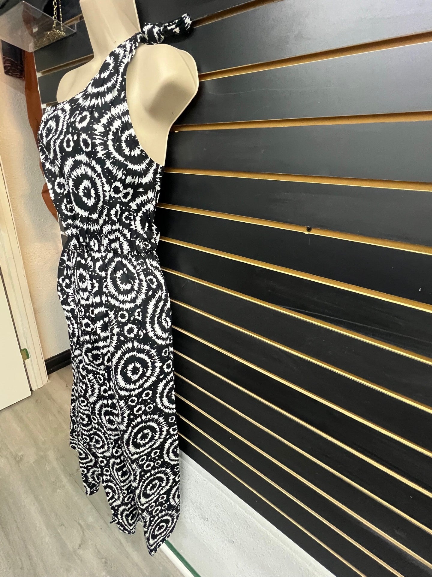 ONE SHOULDER JUMPSUIT