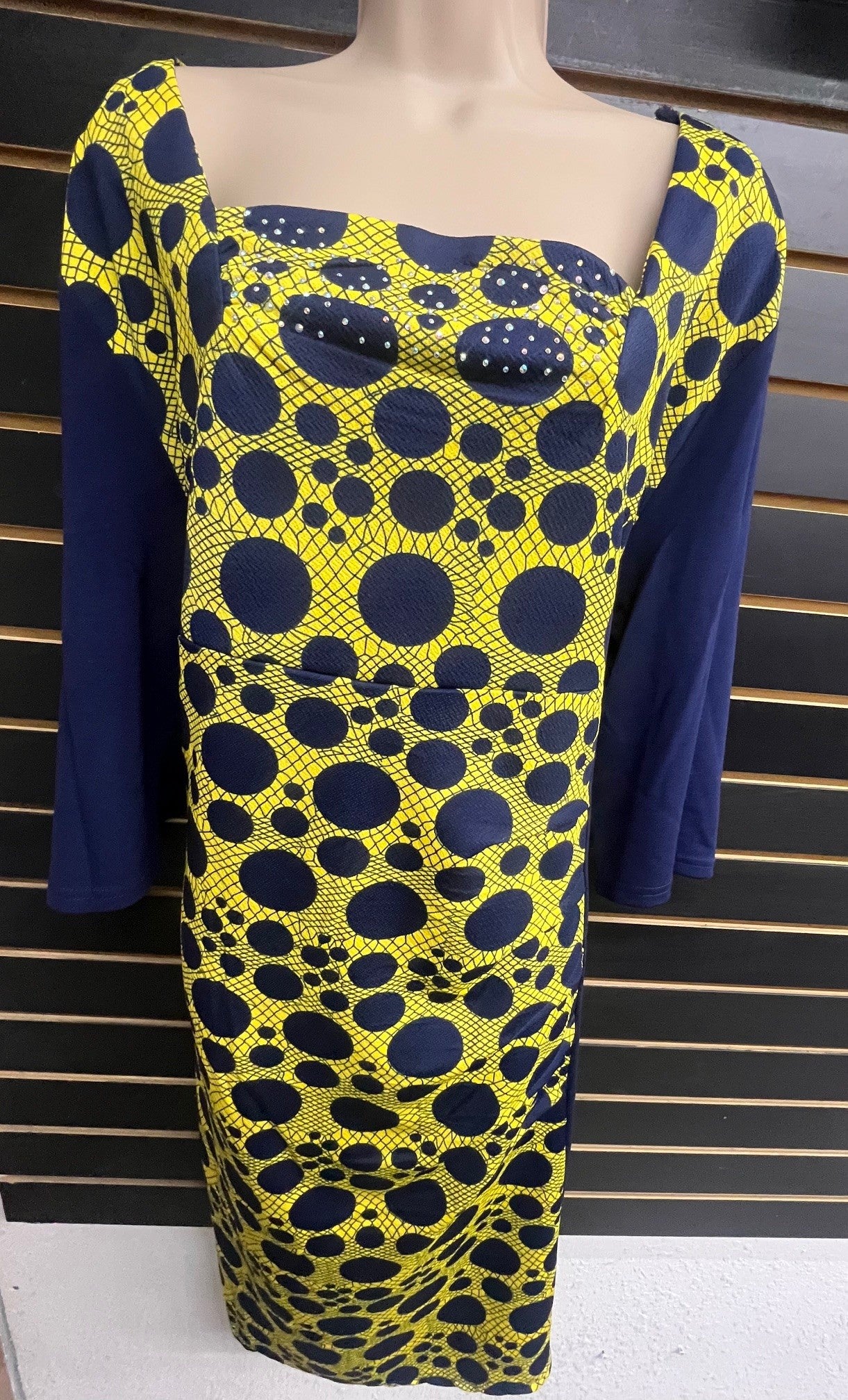 RHINESTONE DOT PRINT
