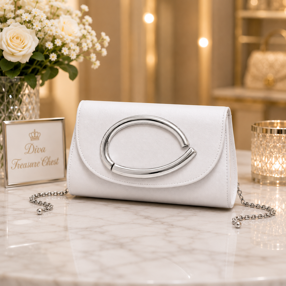 Chic Clutch