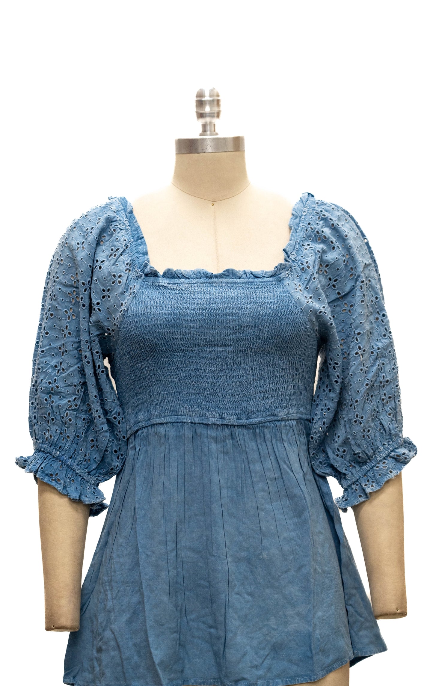 VINTAGE GRACE EYELET