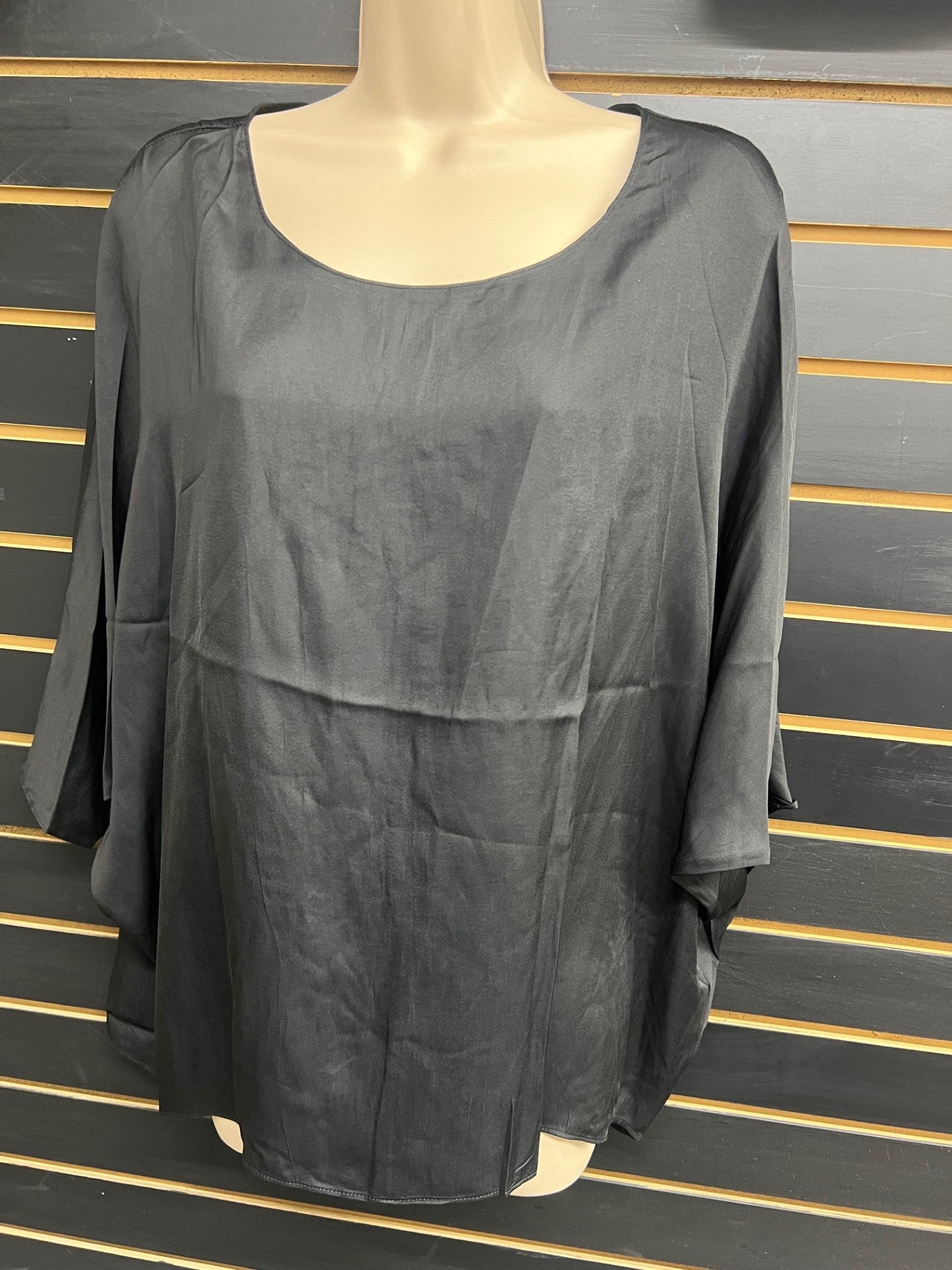 SATAN ELEGENCE TOP