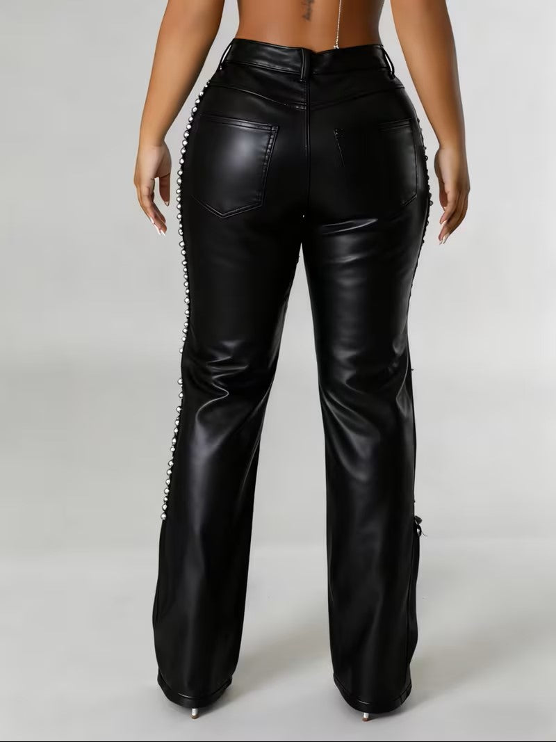 Vintage Cutout Pearl