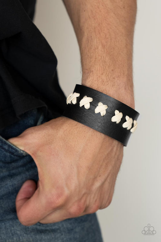 Metro Mustang Black